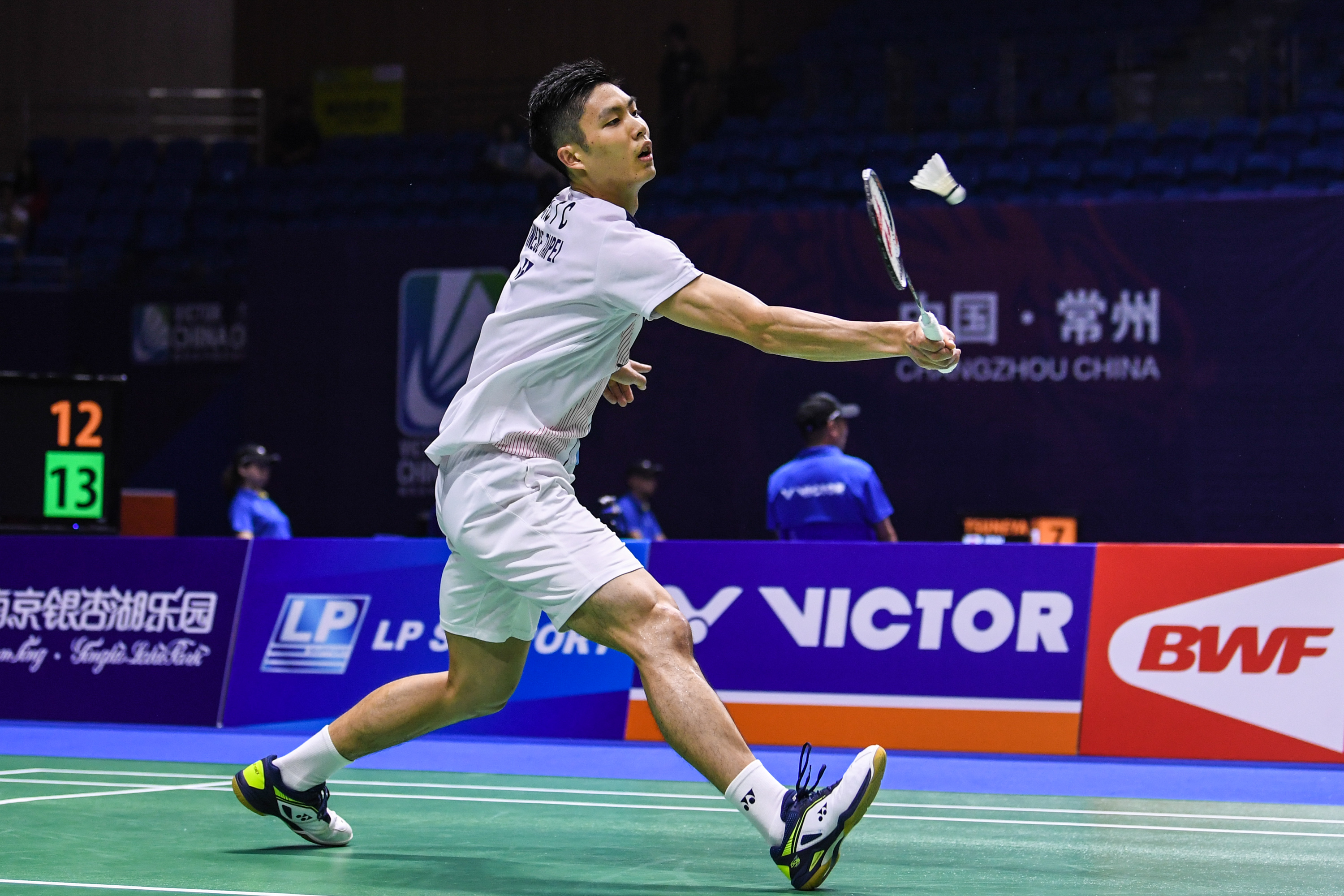 放投或通过 放投或通过